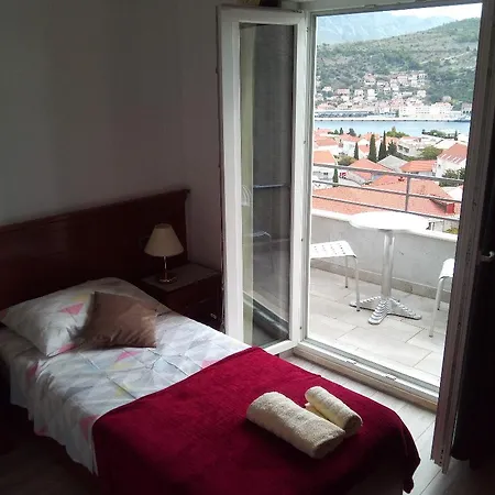 House Perone Apartment